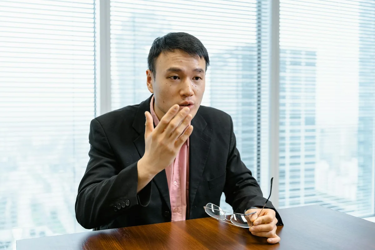 多角色协作分析网络信息风险场景